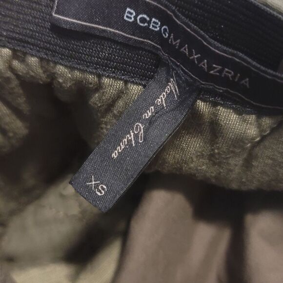 BCBGMAXAZRIA Quilted Skirt - Picture 8 of 9